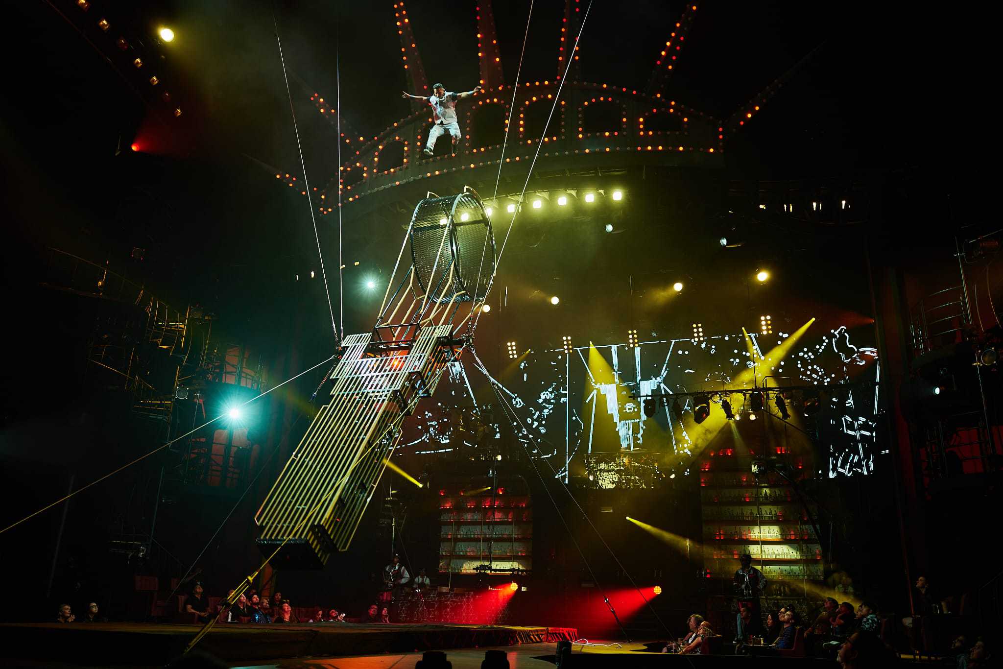 Siobhan Ginty Mad Apple Cirque du Soleil